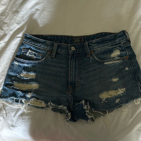 Abercrombie & Fitch Pants - Abercrombie denim blue jean shorts distressed - size 4